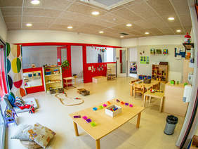 Foto aula buida d'una escola bressol de la ciutat